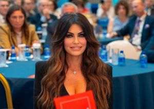 Sursă foto: Facebook/Kimberly Guilfoyle